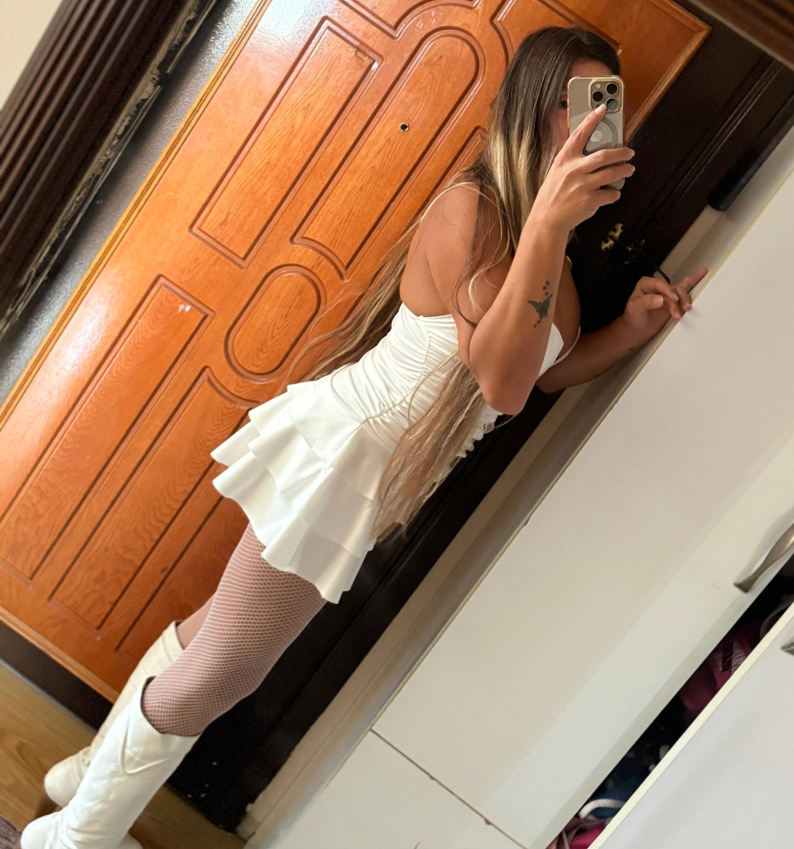 Beylikdüzü Escort Bayan Haticeyle Tutkulu Bir Gece Geçirin